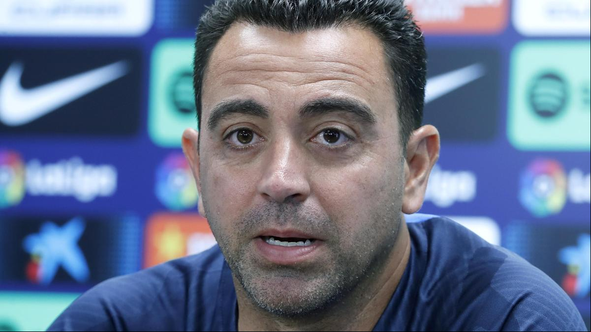 Xavi: El plan ideal es contar con Messi y un pivote