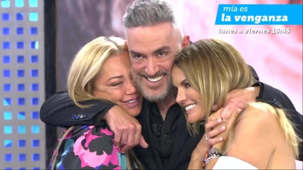 Belén Esteban, María Patiño y Marta López rotas tras el anuncio de Kiko Hernández: Nunca te he visto tan feliz