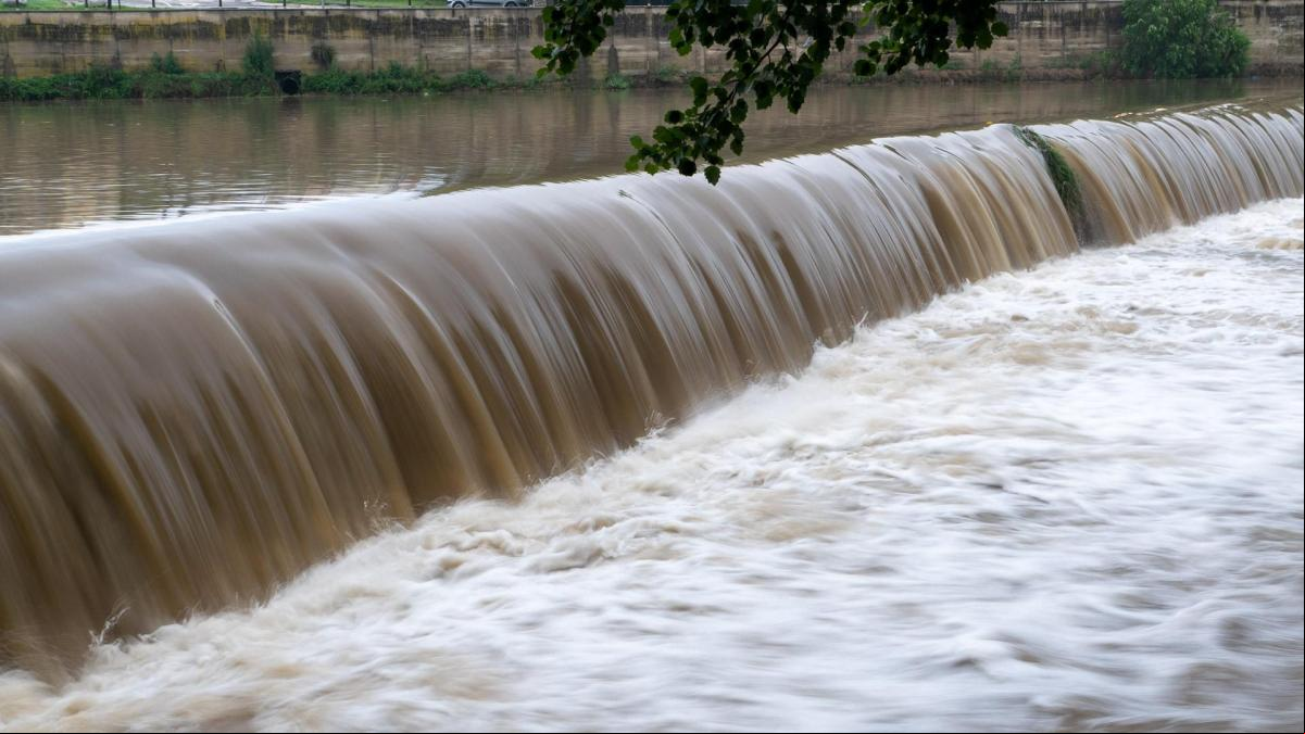 Gran crecida del Ter con las últimas lluvias