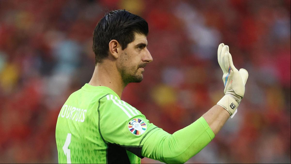 Courtois planta a Bélgica por no haber sido capitán contra Austria