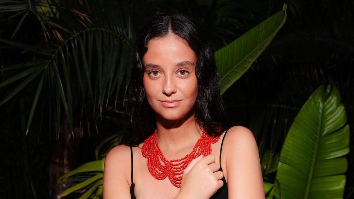 Victoria Federica se va de fiesta con unas cómodas zapatillas de casi 600 euros Victoria Federica se va de fiesta con unas cómodas zapatillas de casi 600 euros