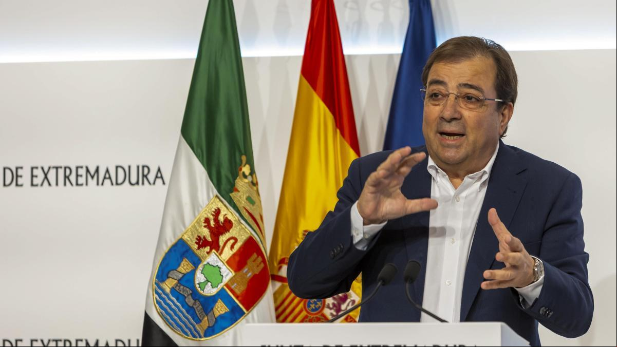 Fernández Vara irá a una investidura el 5 y 6 de julio para presionar a Guardiola antes del 23-J