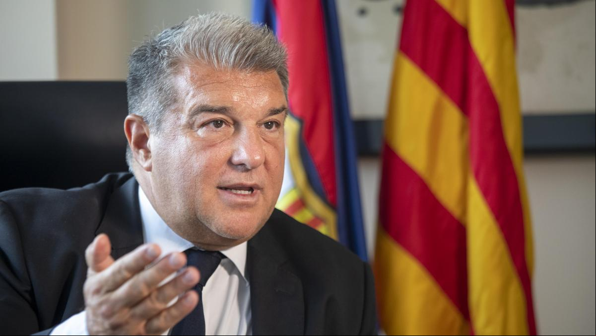 El Barça formaliza el aval que permitirá inscribir a futbolistas El Barça formaliza el aval que permitirá inscribir a futbolistas