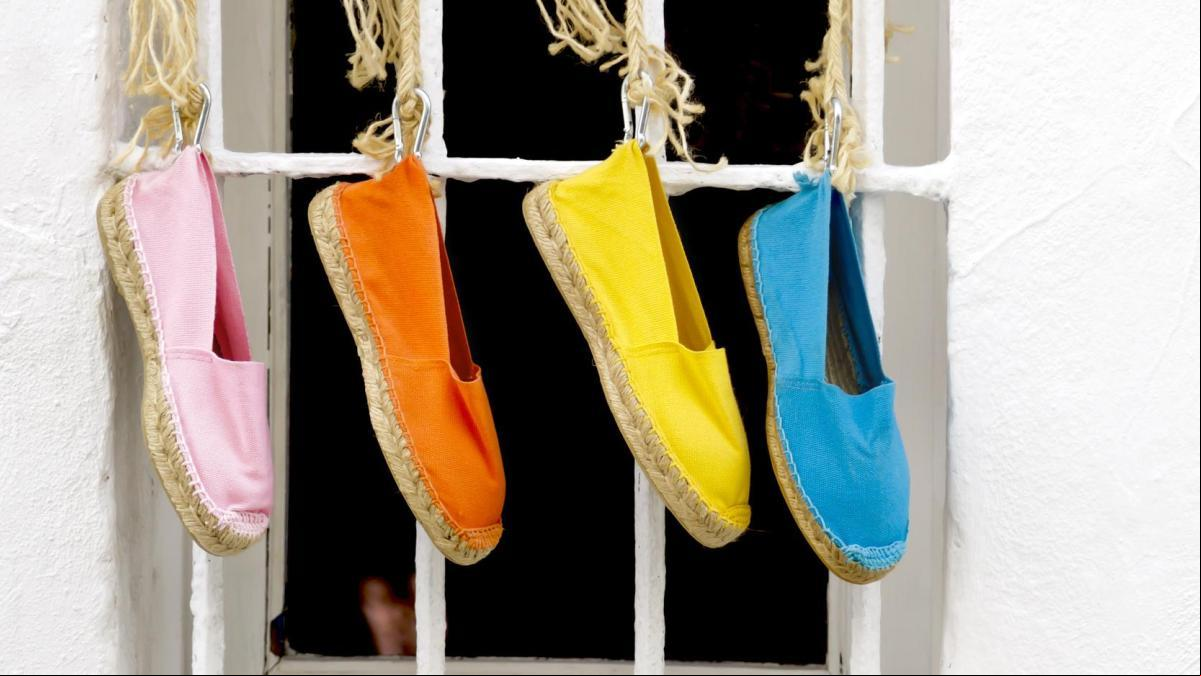 El secreto de las alpargatas, el calzado tradicional que cada verano vuelve a estar de moda