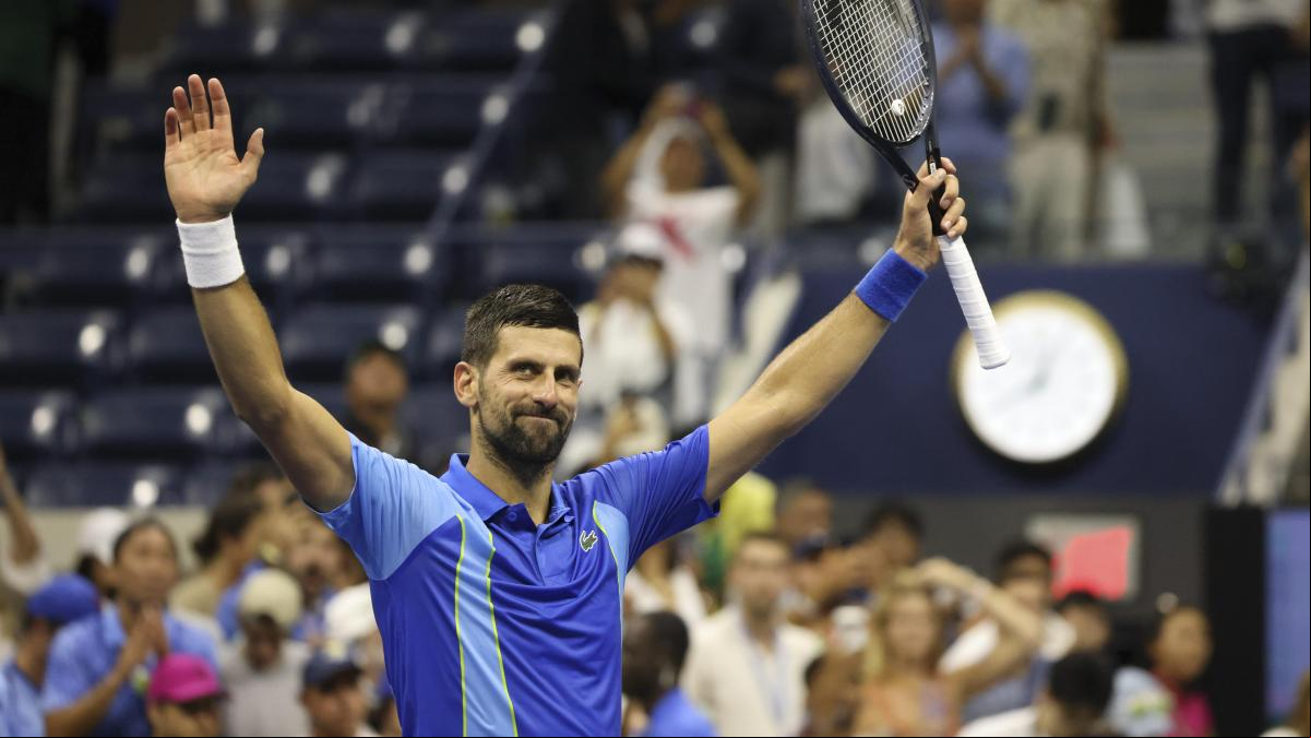 Inicio arrollador de Djokovic en el último Grand Slam del año: se asegura el número uno