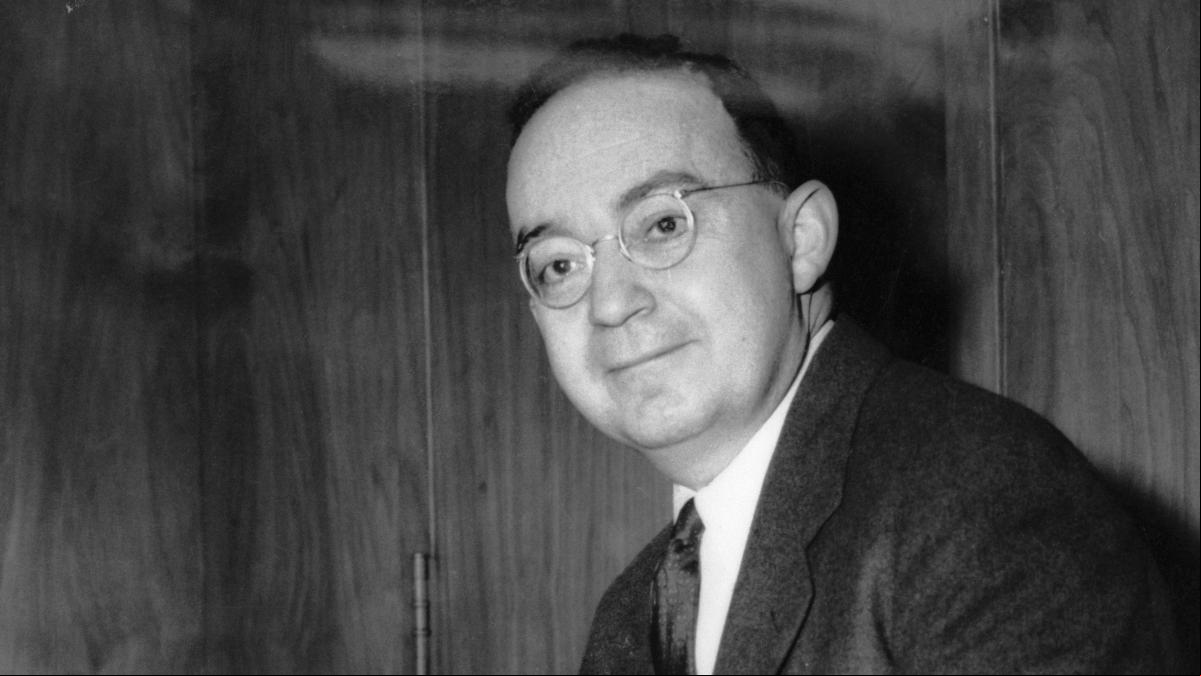 Theodore H. White y la fórmula que revolucionó el periodismo electoral: “Contar lo que no se ve”