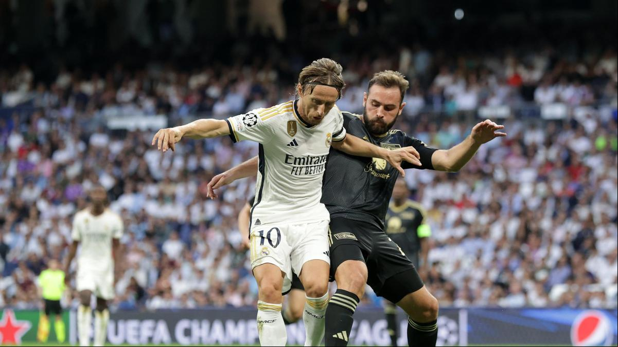 El Real Madrid vuelve a salvarse en el añadido