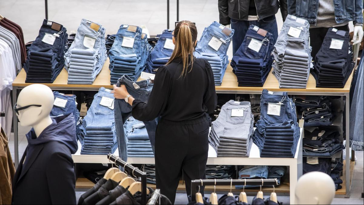 Si buscas un trabajo para el black friday y Navidad tienes que darte prisa