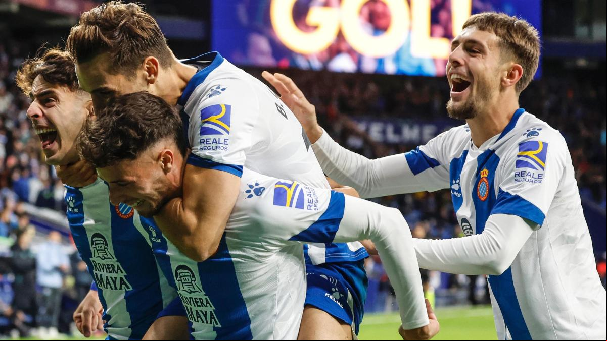 El Espanyol tira dos puntos más en el añadido