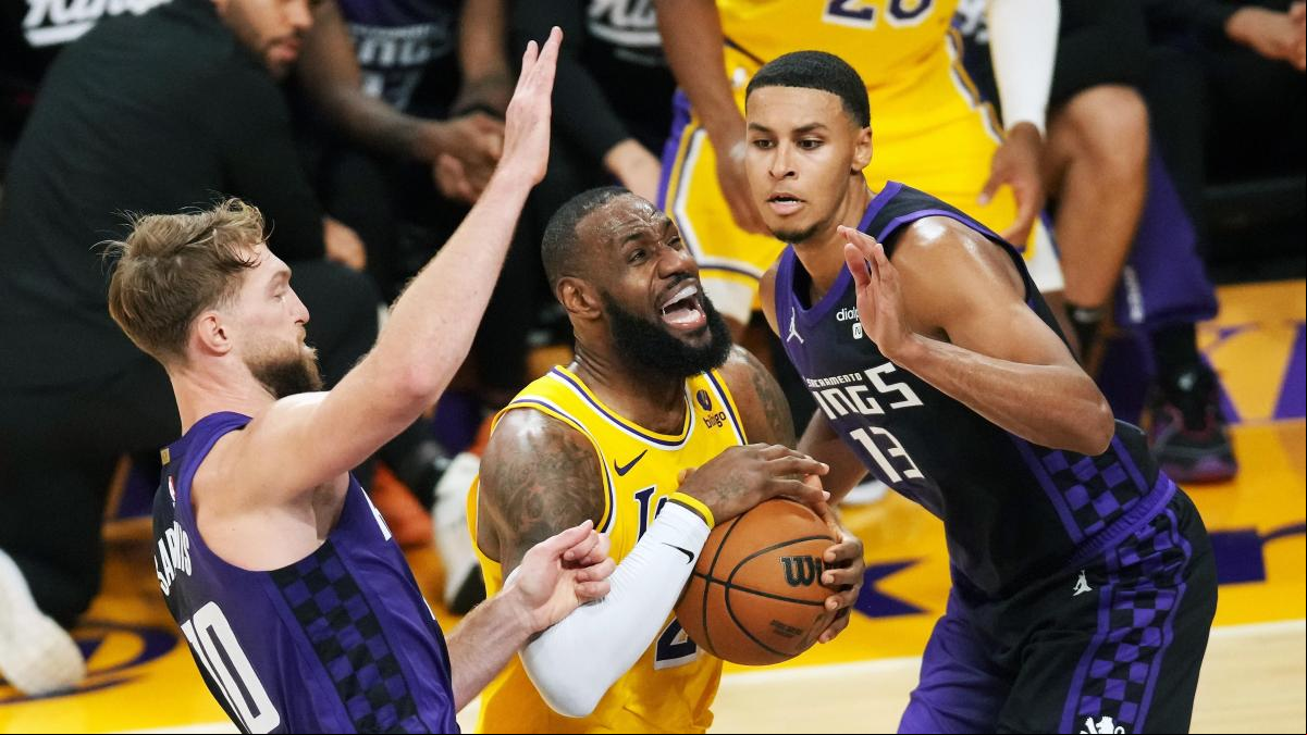 Los Celtics toman el liderato del Este y los Lakers caen en casa por primera vez en la temporada