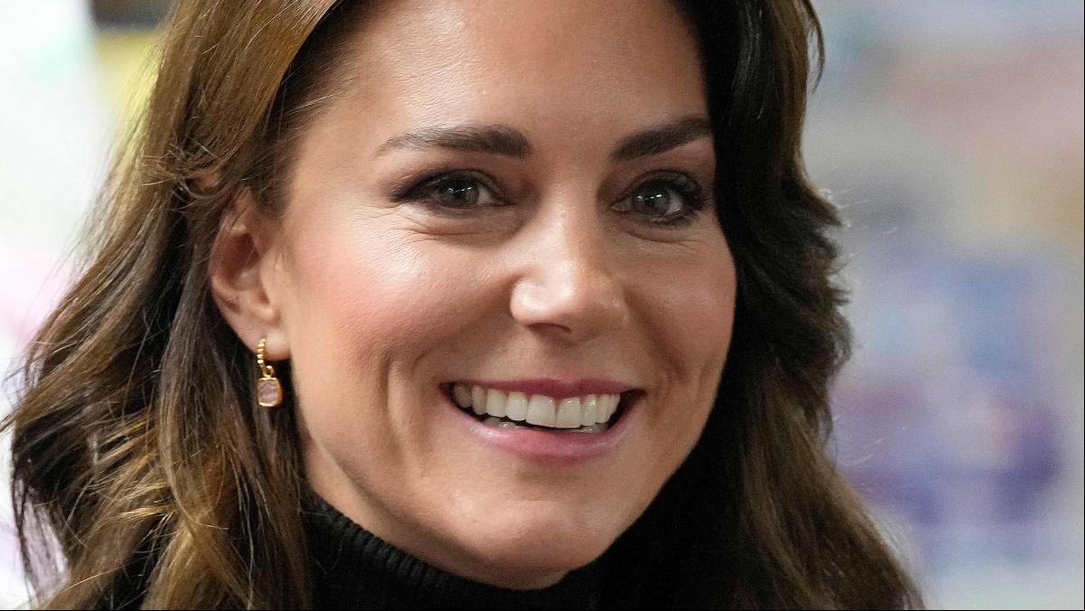 El look de básicos de Kate Middleton con el que acertar en Navidad
