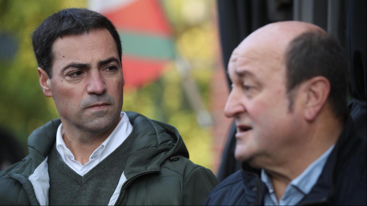 Ortuzar ve a Imanol Pradales como un relevo “para dos o tres legislaturas”