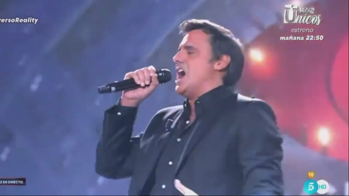 Ion Aramendi se marca una actuación estelar en ‘El Debate’: “Canta mucho mejor que Luitingo”