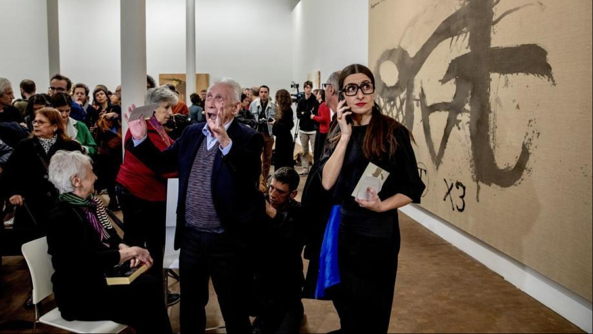“Antoni Tàpies, no permitiremos que te olviden”