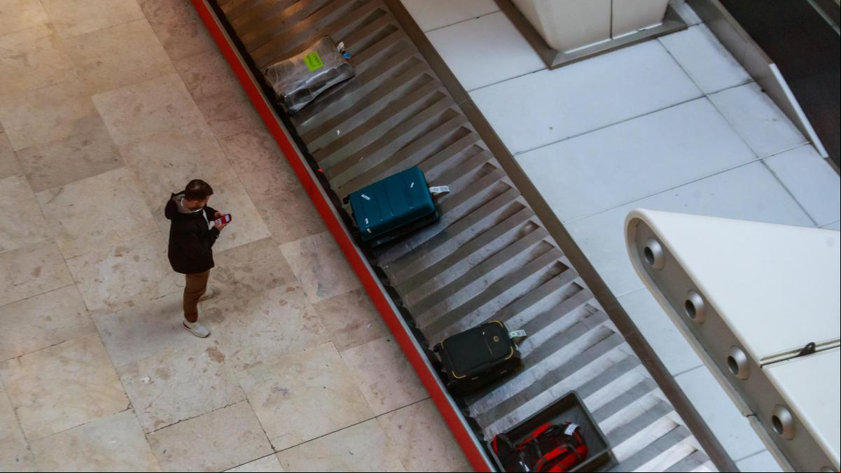Pocas incidencias y ecos de otra huelga marcan el tercer día del parón del handling de Iberia