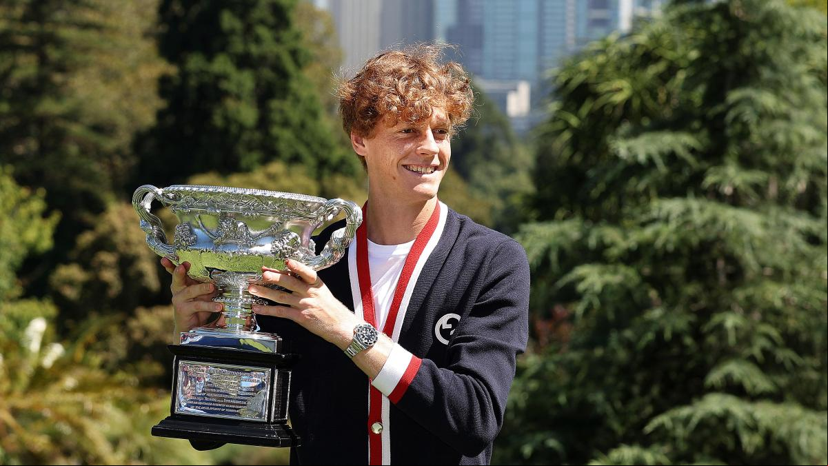 Jannik Sinner toma el relevo de Federer para confimar que Rolex es un reloj de campeones