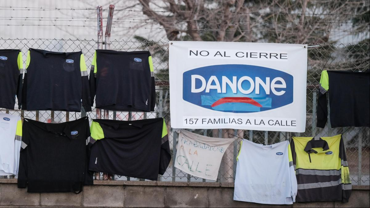 Desconvocada la huelga por el cierre de la planta de Danone de Parets del Vallès