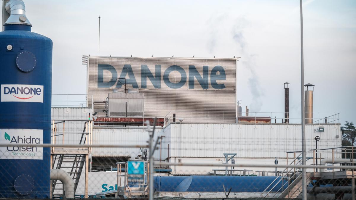 Convocados 11 días de huelga por el cierre de la planta de Danone en Parets