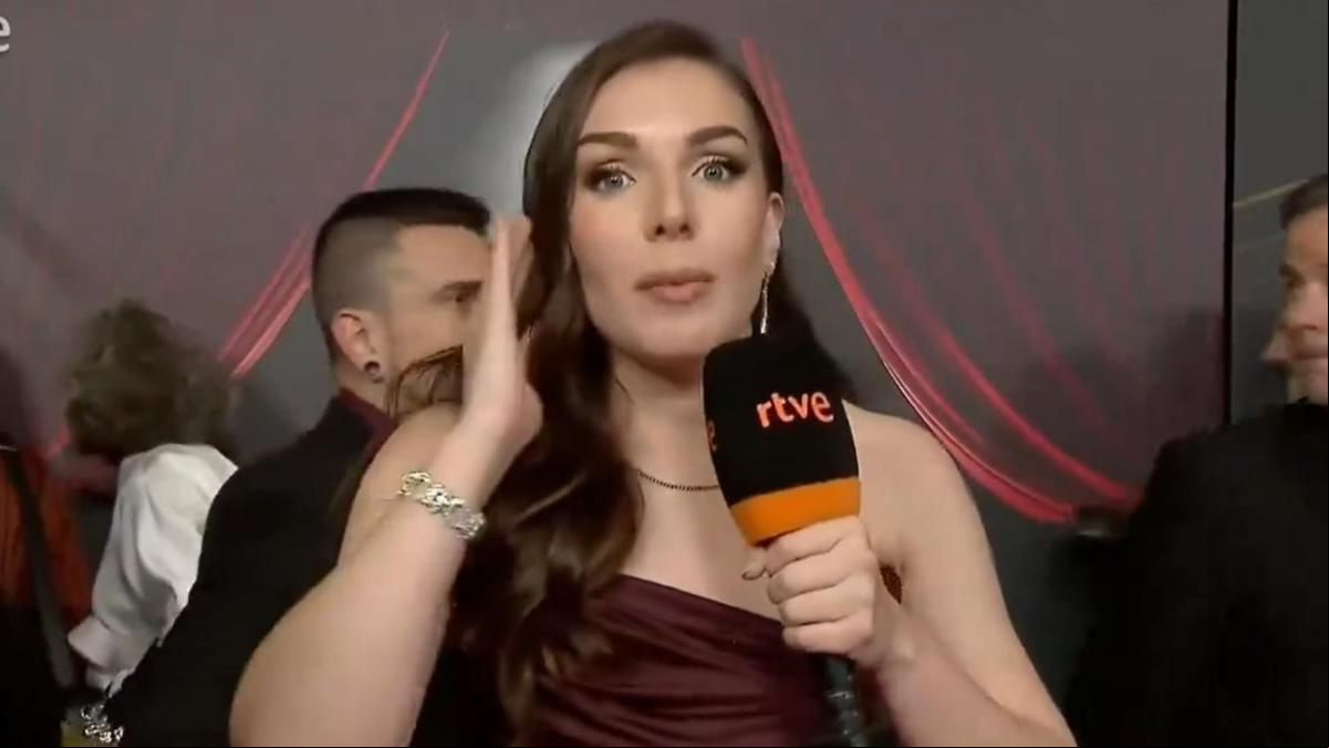 Inés Hernand responde a las críticas recibidas en la cobertura de la alfombra roja de los Goya
