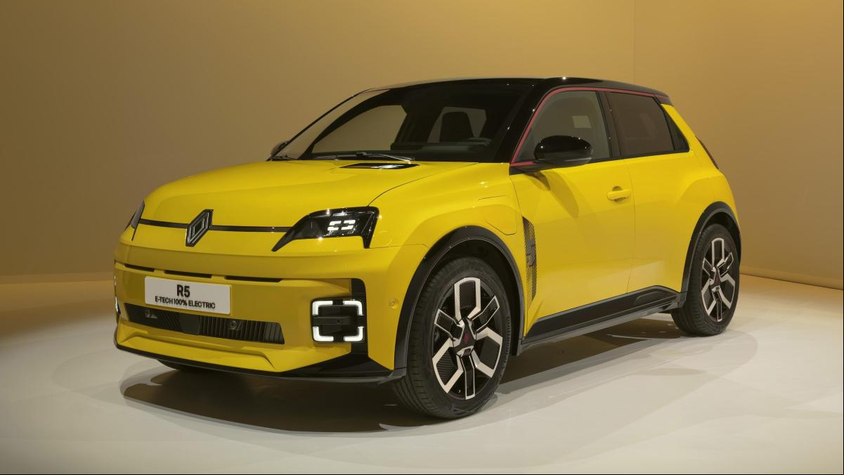 Ya hay precios del nuevo Renault 5 eléctrico: tan icónico como el Fiat 500e pero más barato