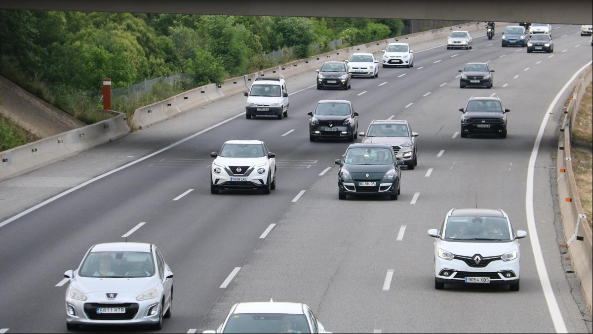 La DGT recuerda que la venta de estos rios del coche está prohibida a partir del próximo 1 de septiembre