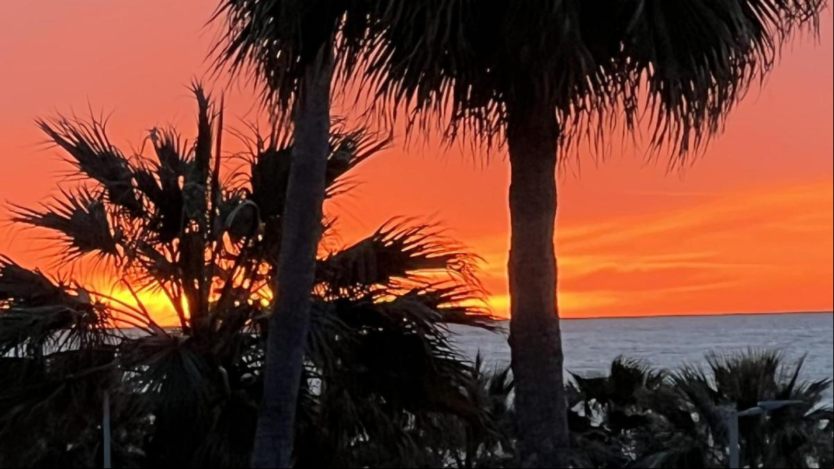 Los colores de la madrugada en Cubelles