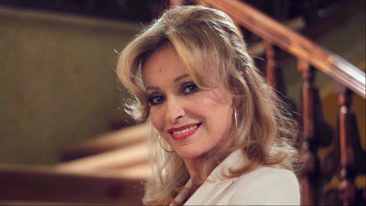 La sencilla y sorprendente mansión de la actriz Silvia Tortosa en Madrid que dejó en herencia a su mejor amiga antes de fallecer: por 1,3 millones de euros, cuatro plantas y una gran piscina