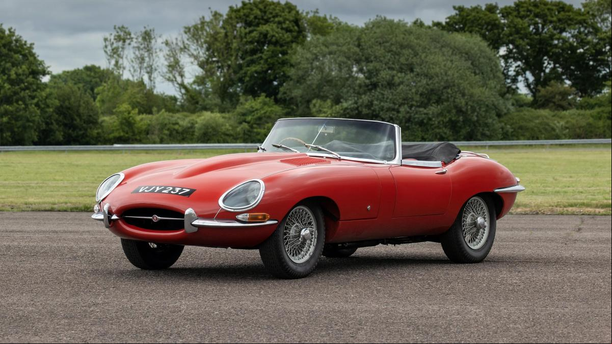 8 coches deportivos de los años 60 que se han convertido en codiciadas piezas de coleccionista