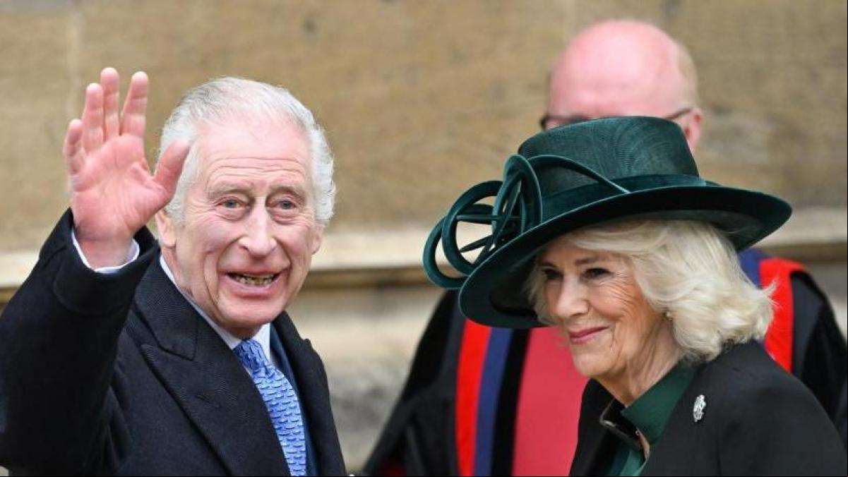Reaparece el rey Carlos III en un acto público tras su diagnóstico de cáncer