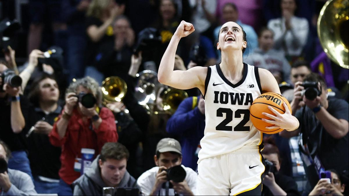 Caitlin Clark deslumbra camino a la WNBA