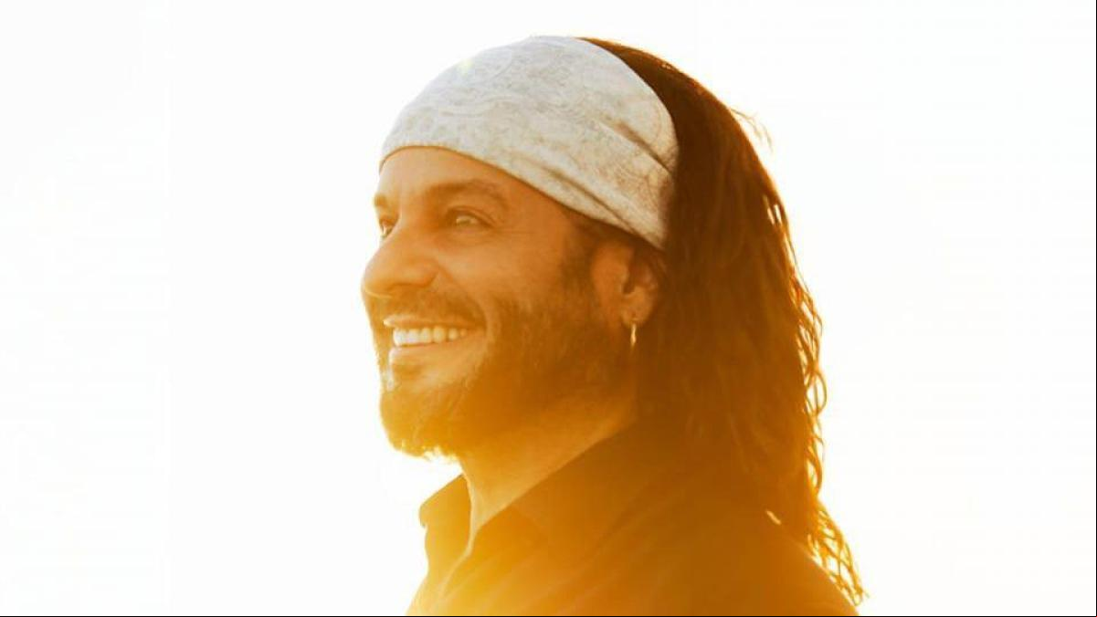 El aplaudido discurso del cantante de ‘El arrebato’ sobre el hecho de ser diferente: Notas que no encajas” El aplaudido discurso del cantante de ‘El arrebato’ sobre el hecho de ser diferente: Notas que no encajas”
