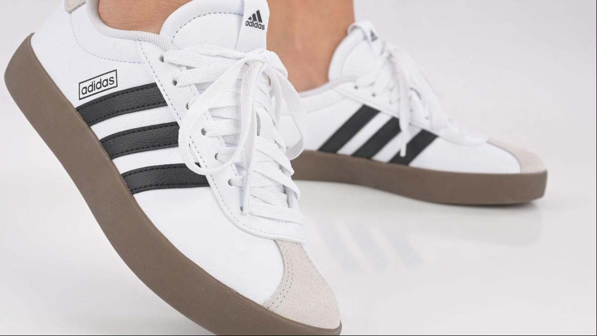 Adidas tira la casa por la ventana con los descuentos de outlet en ropa y zapatillas