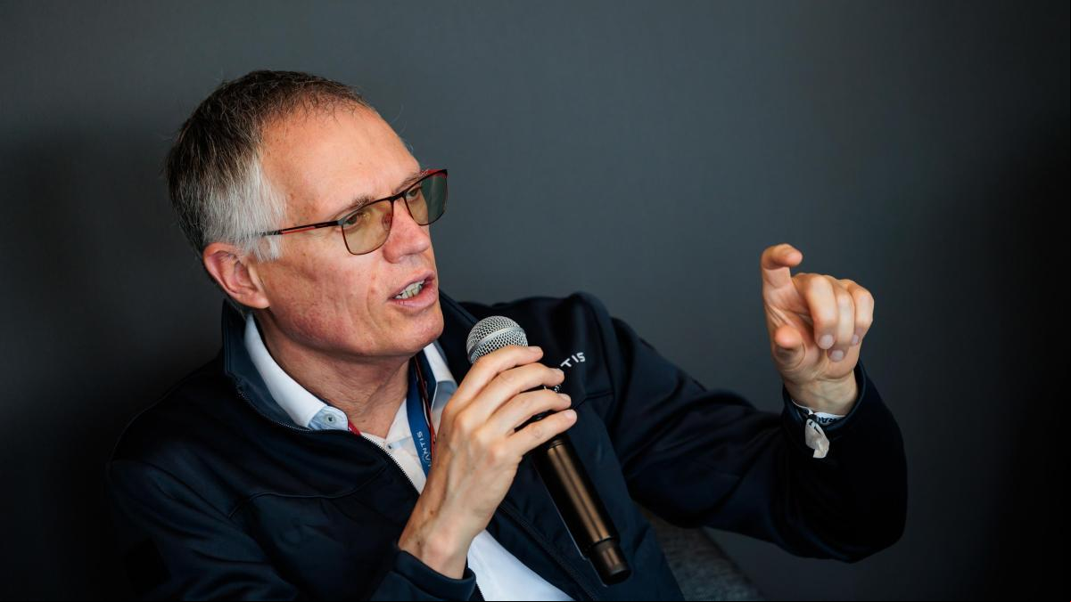 Dimite el consejero delegado de Stellantis, Carlos Tavares