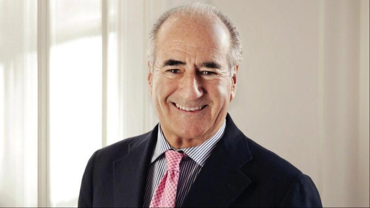 Javier de Benito, cirugía de autor: “Las mujeres sois el sexo fuerte”
