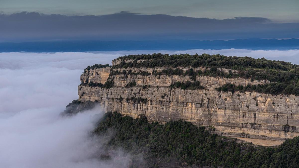 El precioso abismo de los riscos de Tavertet