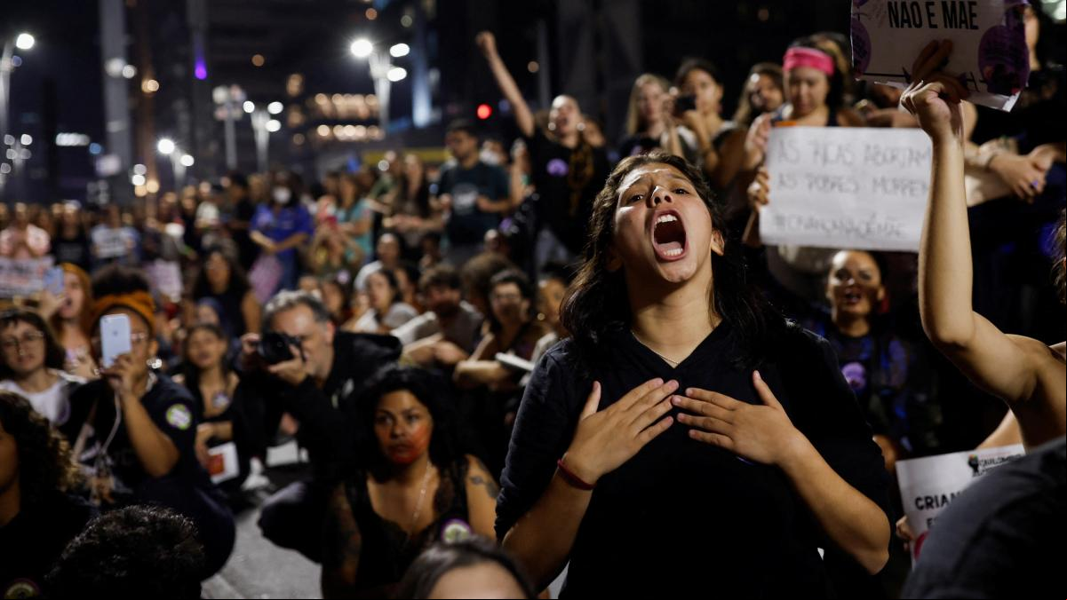 Brasil debatirá si equipara el aborto a un homicidio