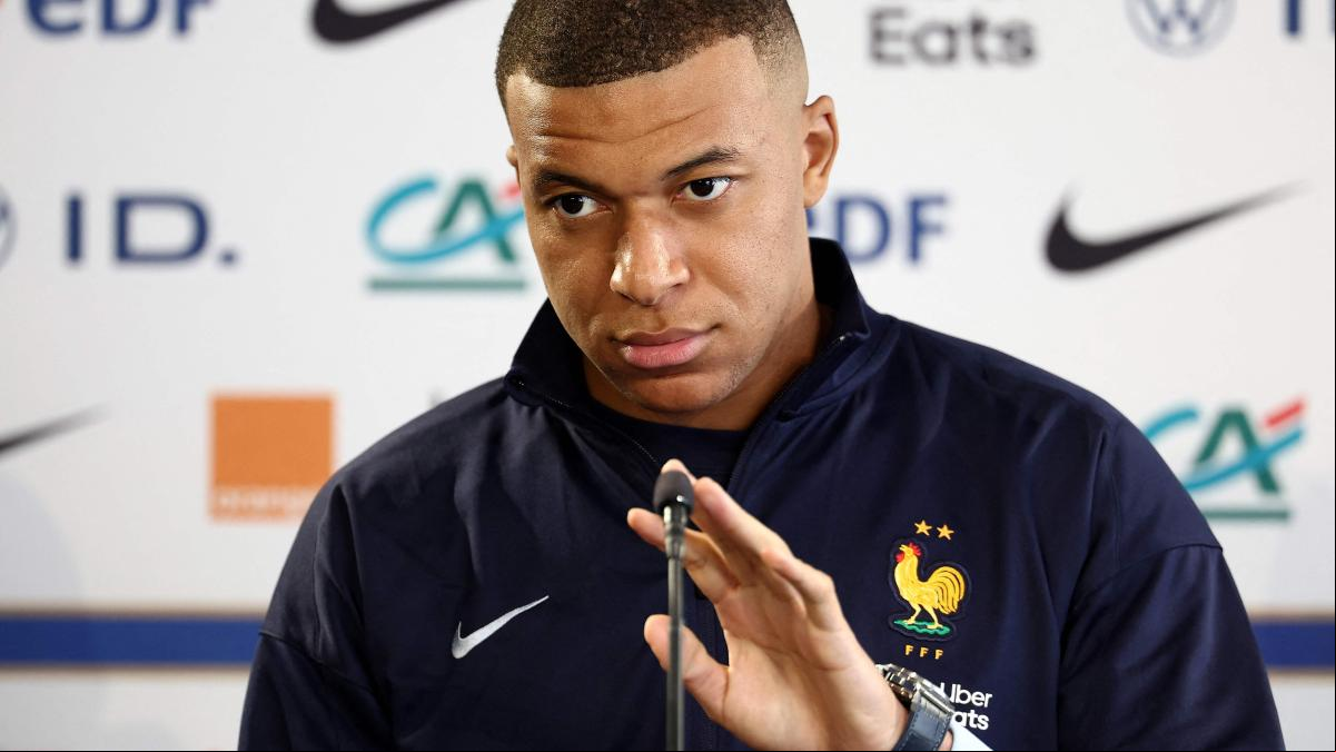 El extremo izquierda Mbappé
