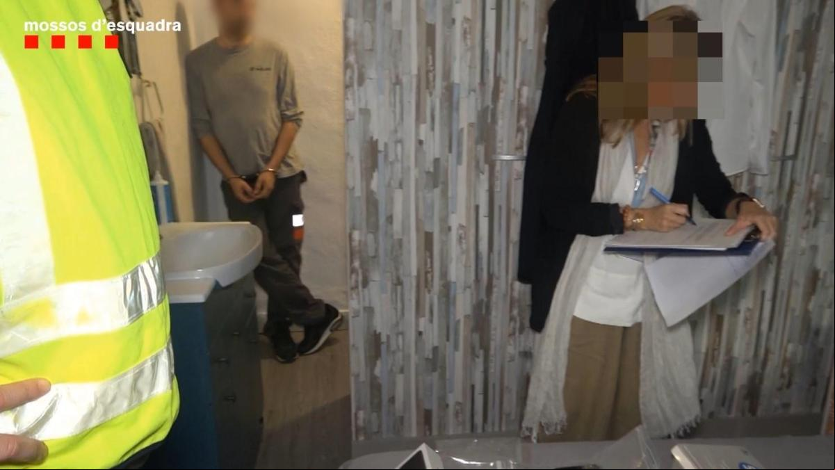 La Fiscalía pide 107 años de cárcel para un pederasta que violó y ofreció a otros hombres a una niña de 12 años