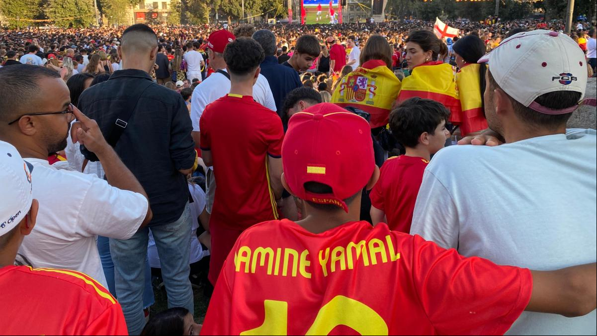 “Lamine Yamal, come jamón”, el polémico cántico de la afición de España contra una de sus grandes estrellas