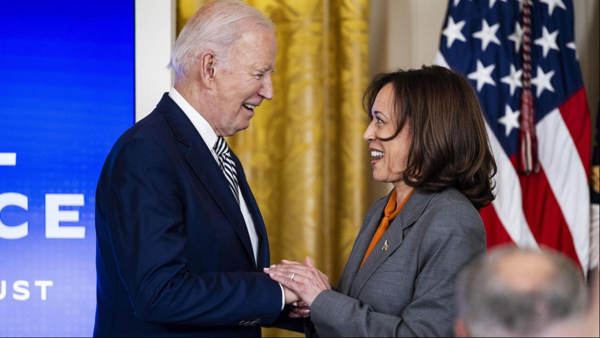 ¿Ganarán los demócratas tras la retirada de Biden?