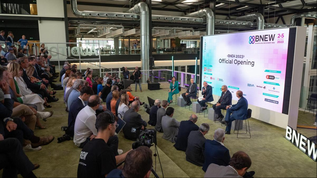 Barcelona se posiciona como la capital de la nueva economía digital, con el 66% de las pymes españolas listas para invertir en digitalización y España avanzando en la industria 4.0