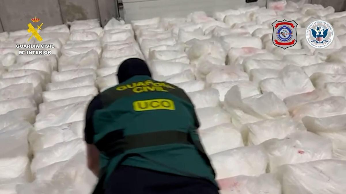 Golpe al contrabando: 890.000 cajetillas de tabaco ilegal incautadas en Sevilla, valoradas en casi 5 millones