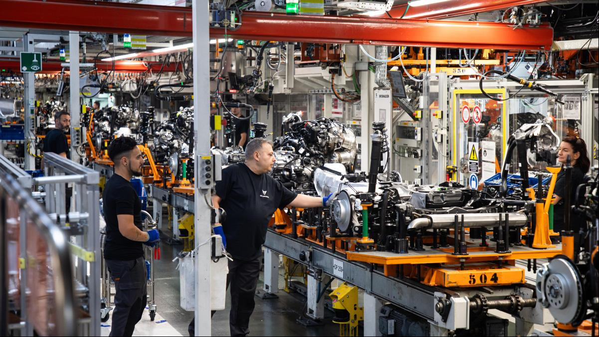 El sector químico y el motor impulsan la reducción del déficit comercial