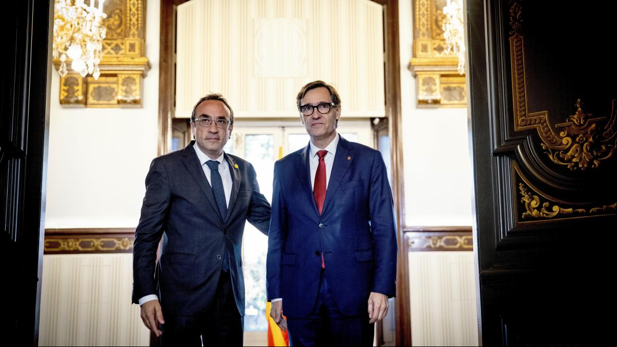 Convocada para mañana la investidura a Illa en pleno choque del bloque soberanista