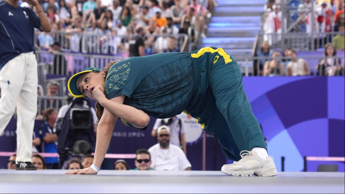 Miles de australianos exigen disculpas públicas a la breaker viral tras su desconcertante actuación en los JJ.OO.