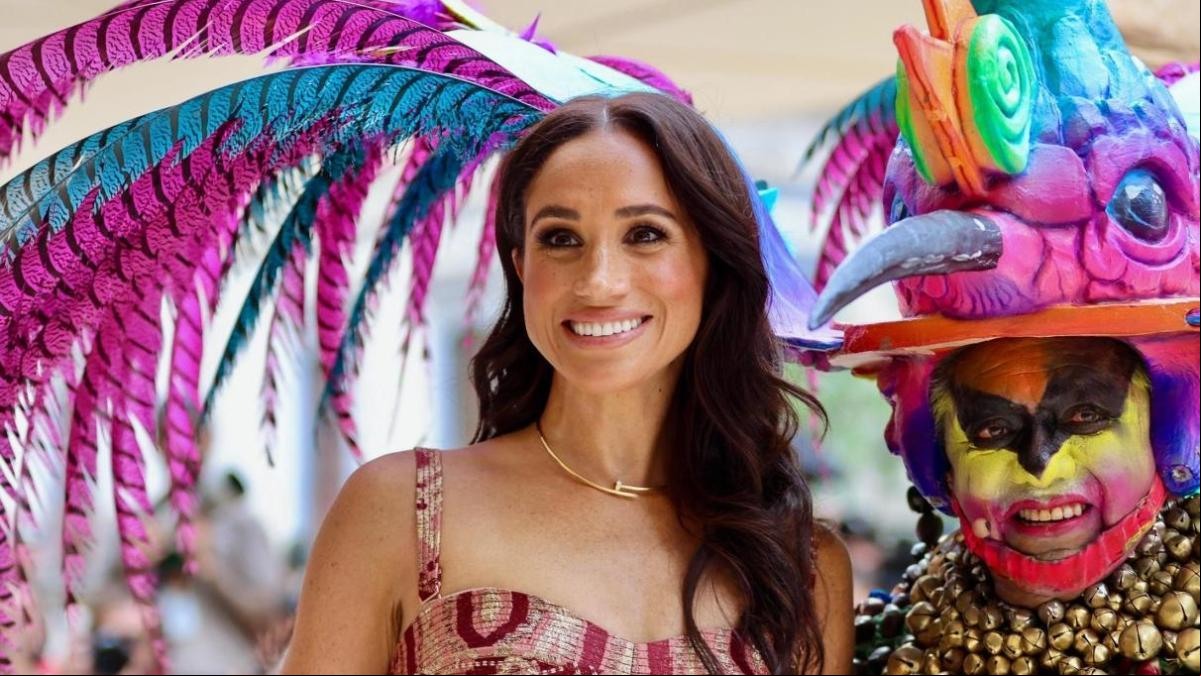 Lujo silencioso y moda local: la maleta de más de 60.000 euros de Meghan Markle en Colombia