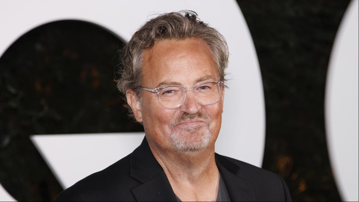 La familia de Matthew Perry se pronuncia sobre la adicción a las drogas del actor de Friends: “Estuvo cerca de morir varias veces”