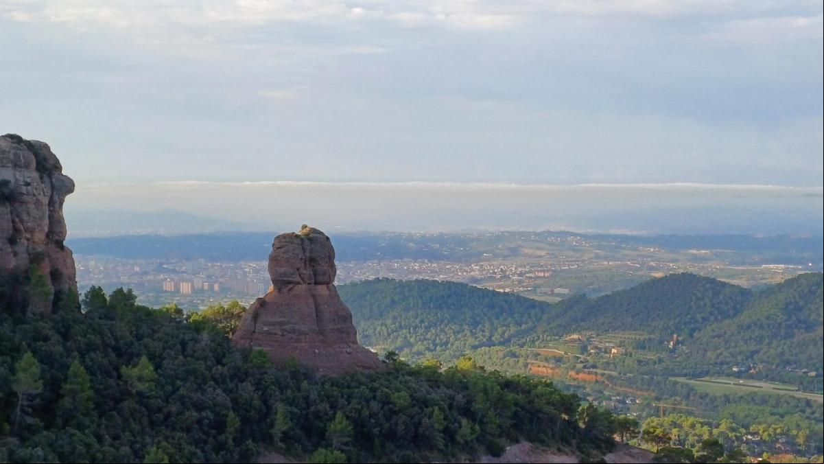 El faro de piedra del Cavall Bernat