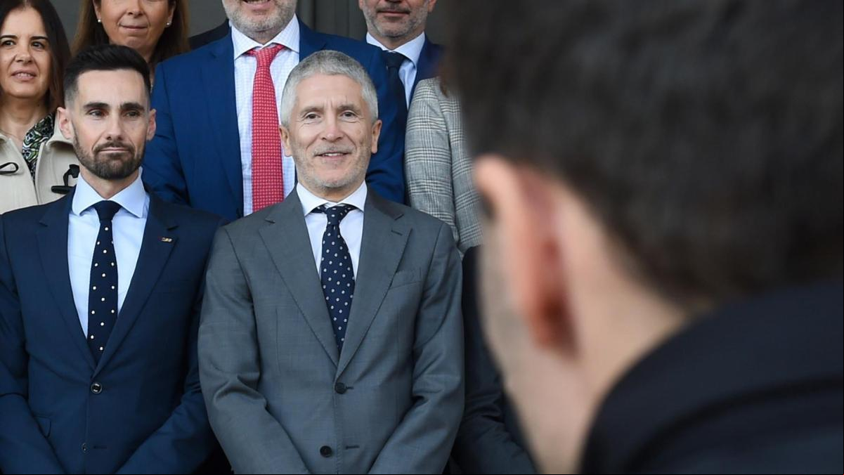 La compra de una partida de 15 millones de balas a una firma israelí abre una crisis en el Gobierno