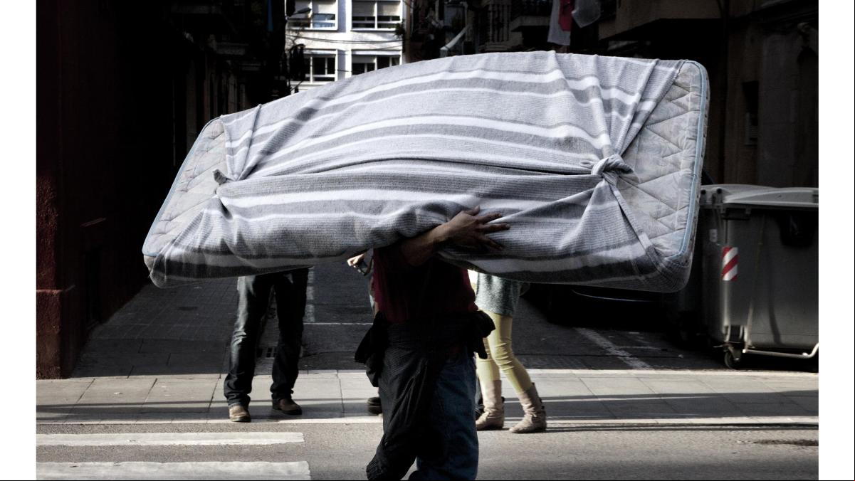 Plan municipal contra las largas esperas por un piso de emergencia para familias desahuciadas